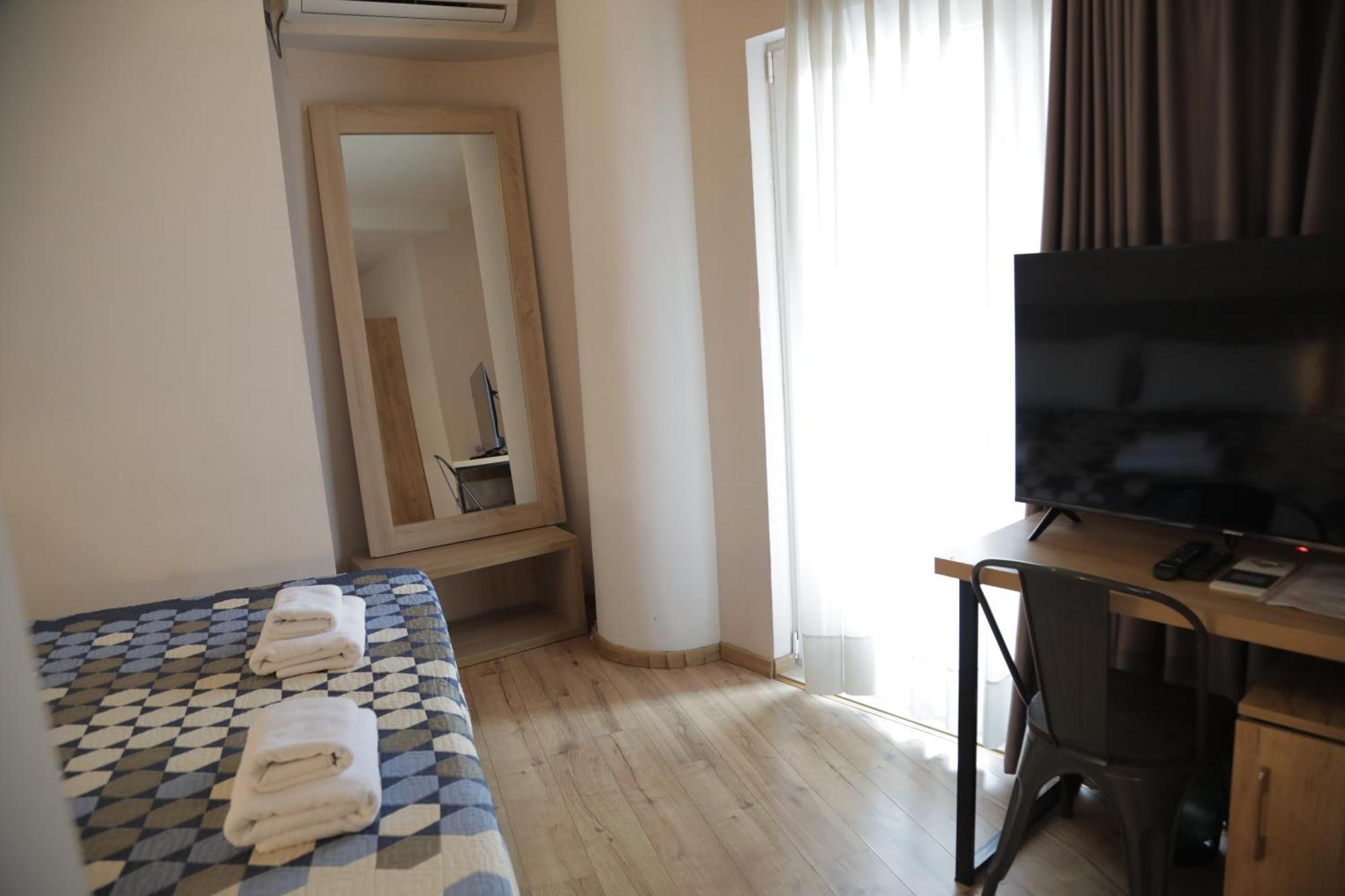 Oda Hotel Tiranë Eksteriør bilde