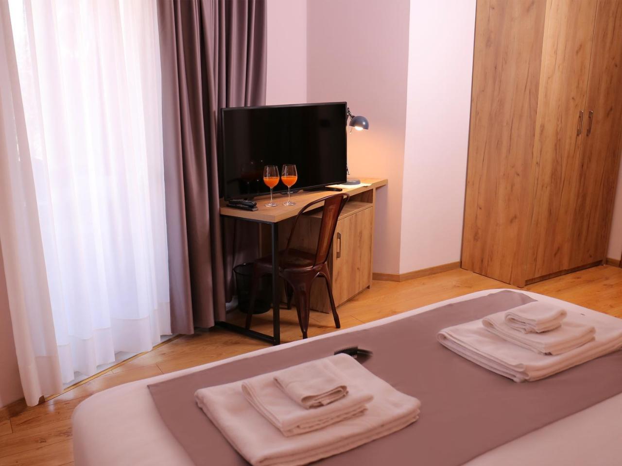 Oda Hotel Tiranë Eksteriør bilde